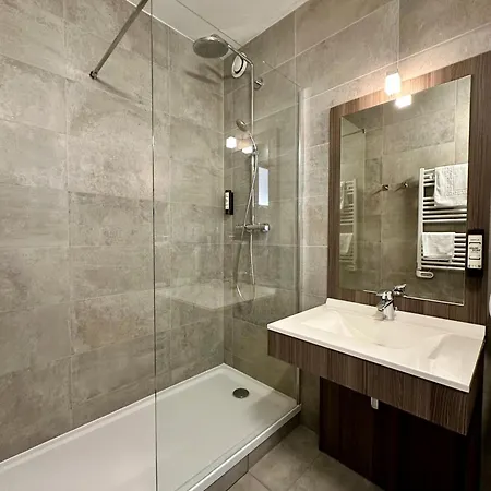 Chantereyne Hotell 3*