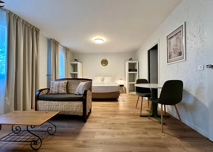 Chantereyne Hotel 3*